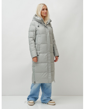 Зимний женский пуховик с капюшоном.