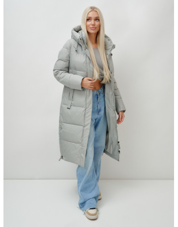 Зимний женский пуховик с капюшоном.