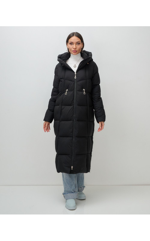 Длинный зимний пуховик для женщин с капюшоном.