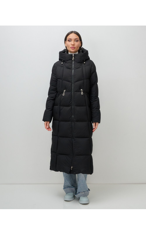 Длинный зимний пуховик для женщин с капюшоном.
