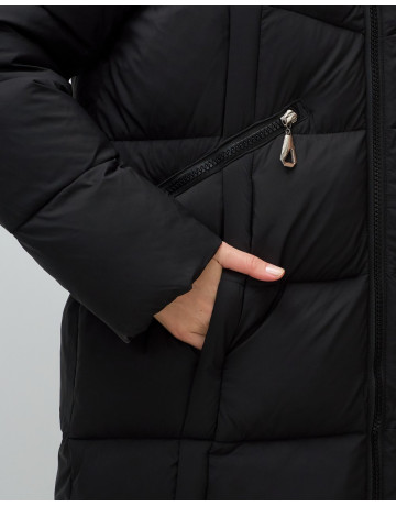 Длинный зимний пуховик для женщин с капюшоном.