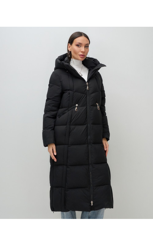 Длинный зимний пуховик для женщин с капюшоном.