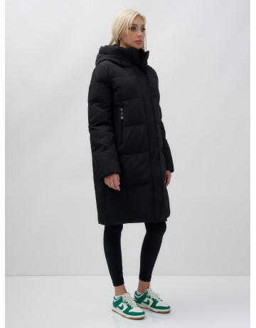 Тёплый женский пуховик до колена с капюшоном.