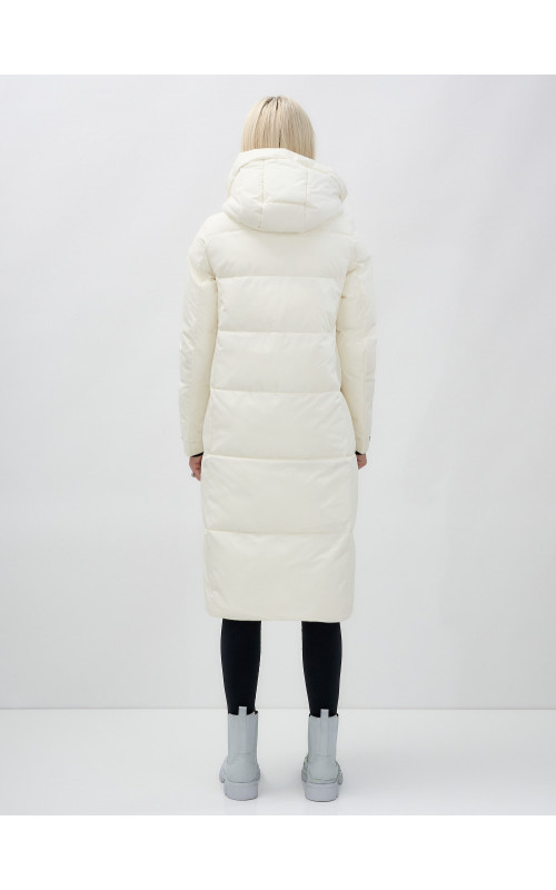 Длинный зимний пуховик с капюшоном для женщин.