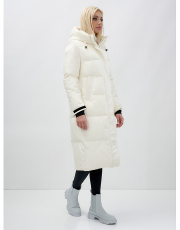 Длинный зимний пуховик с капюшоном для женщин.