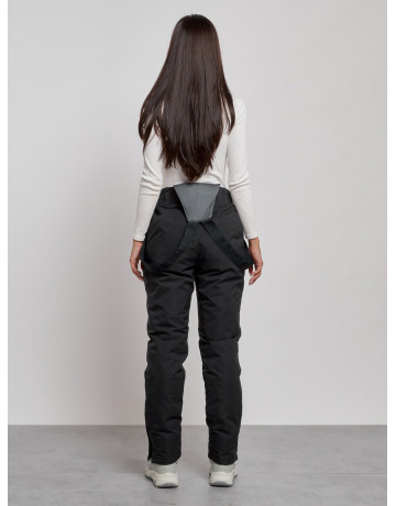 Женский горнолыжный комплект.