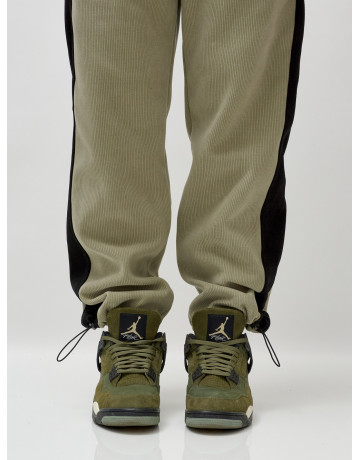 Мужской демисезонный спортивный костюм на флисе, светло-зелёный. в Тюмени