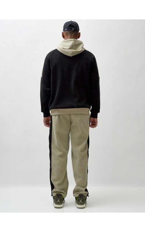 Мужской демисезонный спортивный костюм на флисе, светло-зелёный. в Тюмени