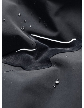 Зимняя парка для мальчика-подростка тёплая и практичная.