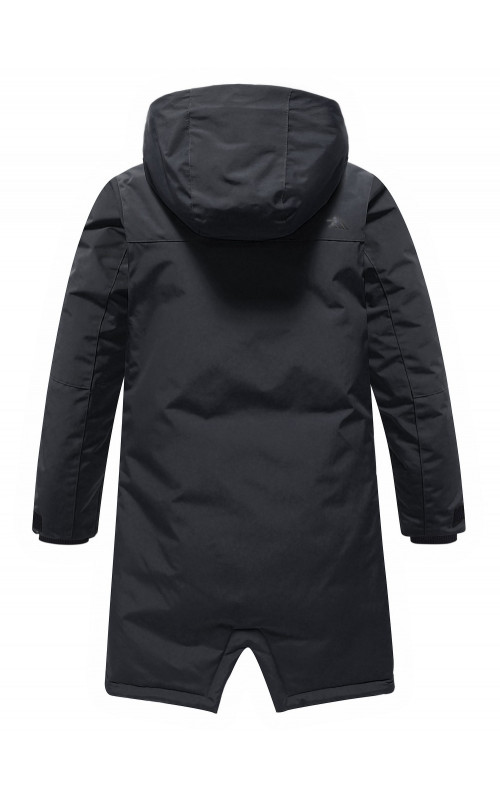 Зимняя парка для мальчика-подростка тёплая и практичная.