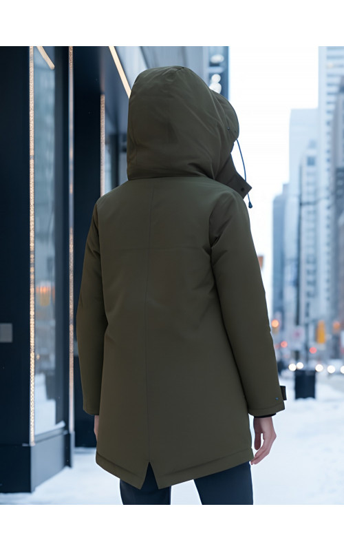 Женская зимняя парка с капюшоном, хаки, для активного отдыха. в Тюмени