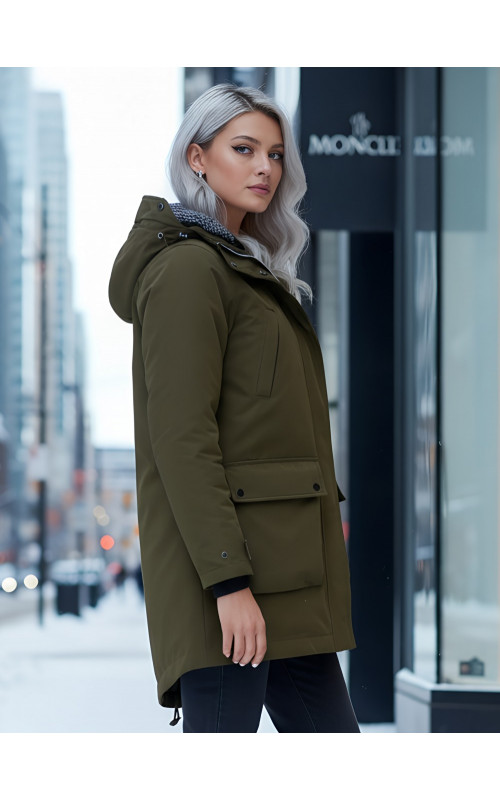 Женская зимняя парка с капюшоном, хаки, для активного отдыха. в Тюмени