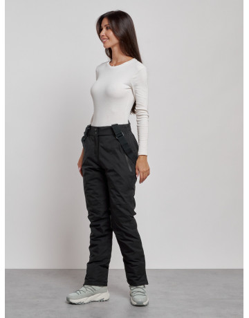 Женский горнолыжный костюм для зимних прогулок и спорта.