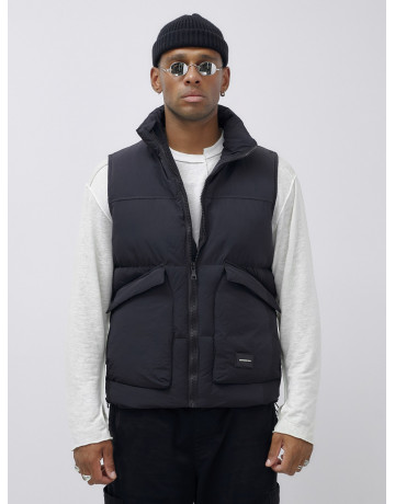 Стеганый зимний жилет для мужчин: защита от холода и стиль.