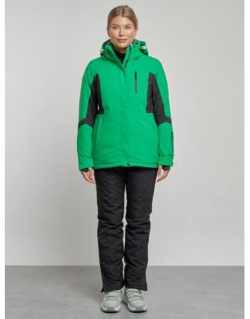 Женский горнолыжный костюм для зимних видов спорта.