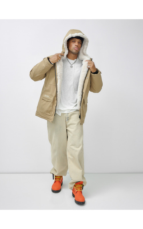 Мужская зимняя удлиненная парка с мехом горчичного оттенка. в Тюмени