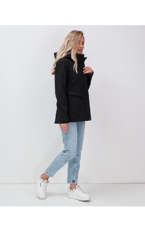 Женская спортивная ветровка с капюшоном softshell, чёрная, для активного отдыха в Тюмени