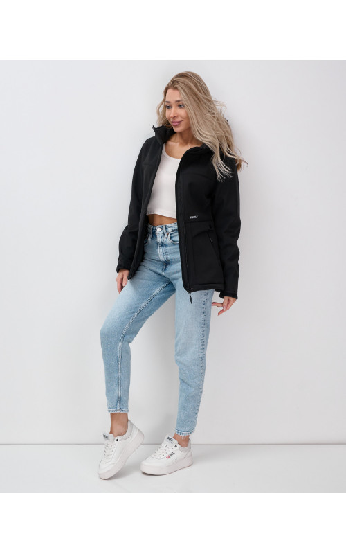 Женская спортивная ветровка с капюшоном softshell, чёрная, для активного отдыха в Тюмени