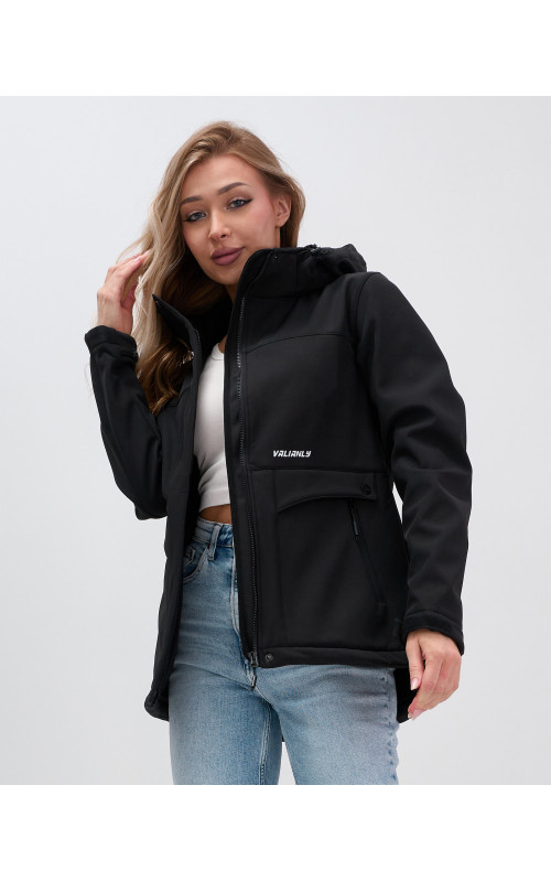 Женская спортивная ветровка с капюшоном softshell, чёрная, для активного отдыха в Тюмени