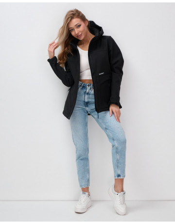 Женская спортивная ветровка с капюшоном softshell, чёрная, для активного отдыха в Тюмени