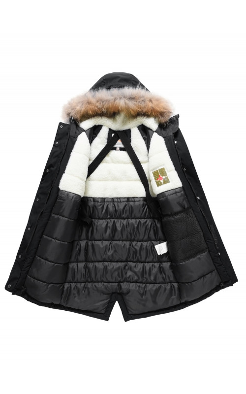 Тёплая детская парка с регулируемой посадкой.