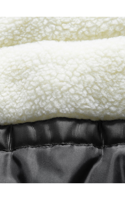 Тёплая детская парка с регулируемой посадкой.