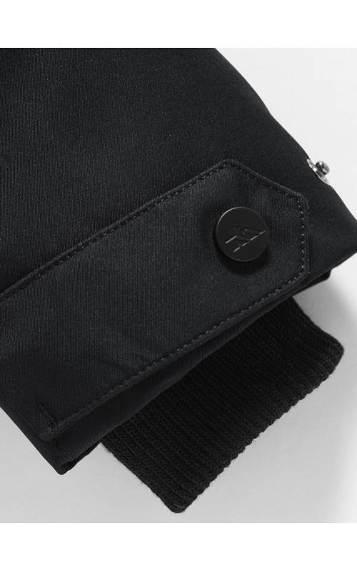 Тёплая детская парка с регулируемой посадкой.