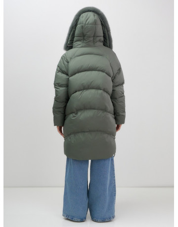 Длинный пуховик премиум-класса для зимы.