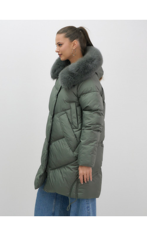 Длинный пуховик премиум-класса для зимы.