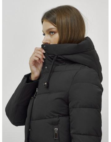 Длинный женский пуховик: защита от холода и ветра