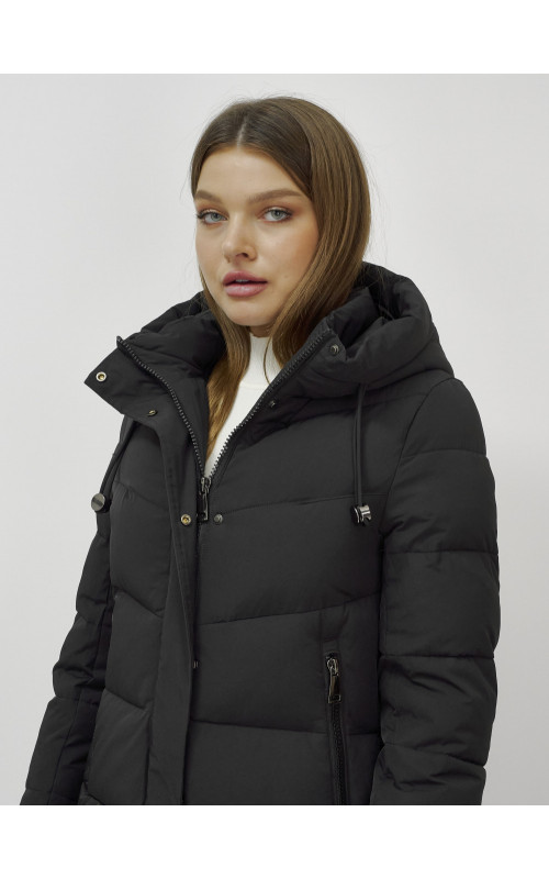 Длинный женский пуховик: защита от холода и ветра