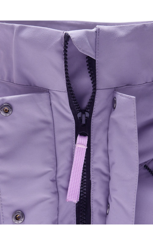 Зимняя парка для девочки-подростка с меховой подкладкой и ветро- и влагоотталкивающей тканью.