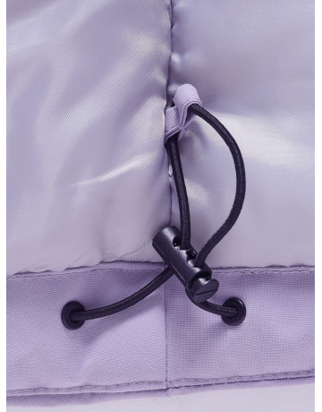 Зимняя парка для девочки-подростка с меховой подкладкой и ветро- и влагоотталкивающей тканью.