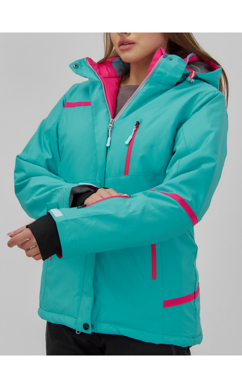 Женская горнолыжная куртка: идеальная посадка и комфорт