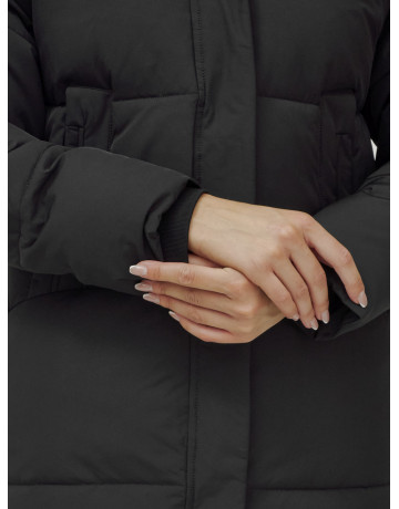 Пуховик женский зимний удлинённый с капюшоном, чёрный в Тюмени