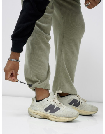 Мужской демисезонный спортивный костюм на флисе, светло-зелёный. в Тюмени