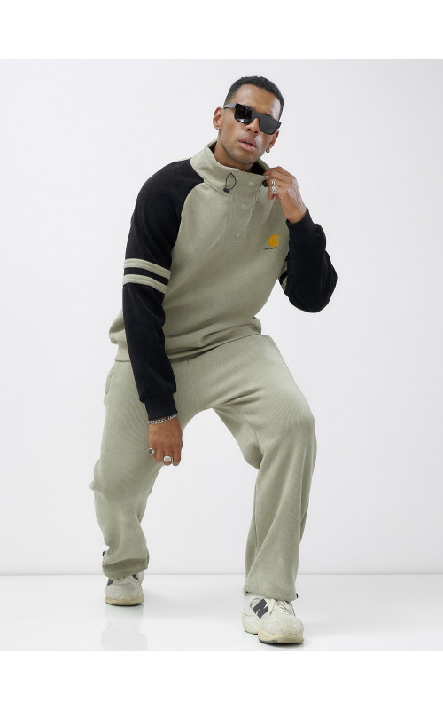 Мужской демисезонный спортивный костюм на флисе, светло-зелёный. в Тюмени