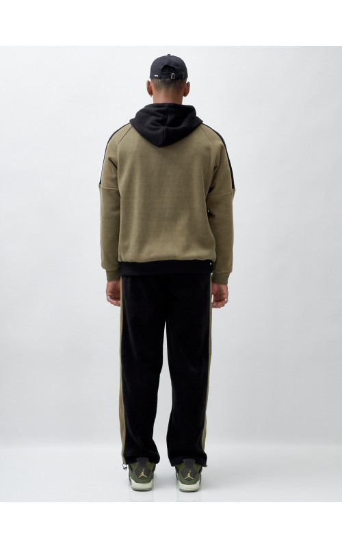 Мужской демисезонный спортивный костюм на флисе, чёрный, для спорта. в Тюмени