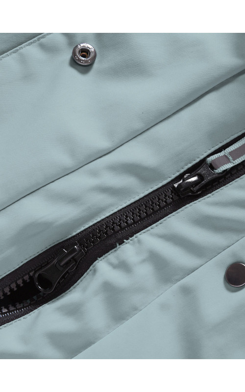 Тёплая парка для девочки для активного отдыха в холодную погоду