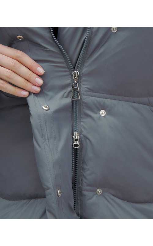 Женский зимний пуховик с капюшоном, тёмно-серый. в Тюмени