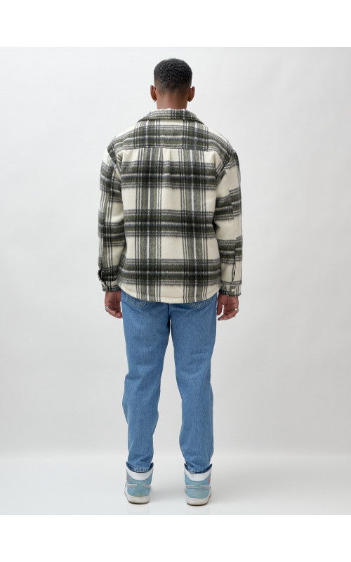 Мужская рубашка из шерсти: стиль и тепло для любого случая