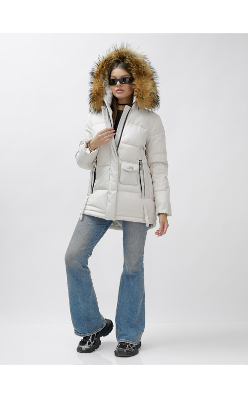 Женский зимний пуховик премиум-класса светло-бежевого цвета с мехом енота. в Тюмени