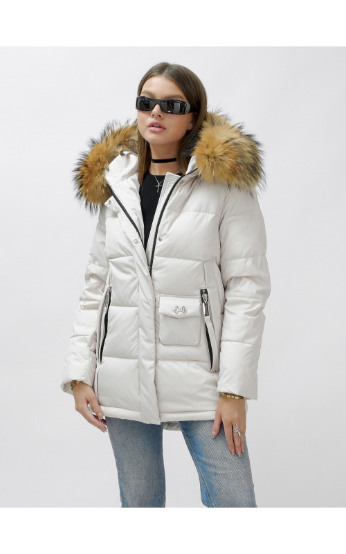 Женский зимний пуховик премиум-класса светло-бежевого цвета с мехом енота. в Тюмени