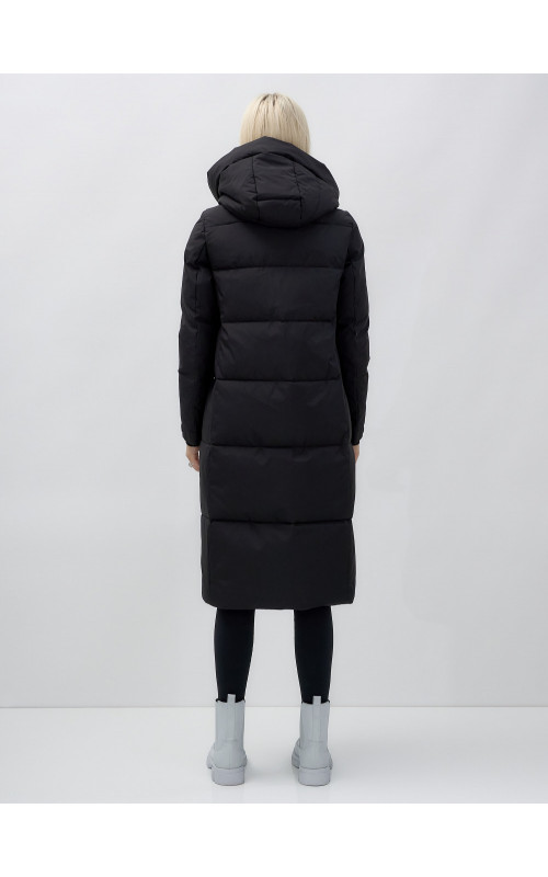 Длинный зимний пуховик для женщин с капюшоном.