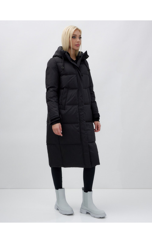 Длинный зимний пуховик для женщин с капюшоном.