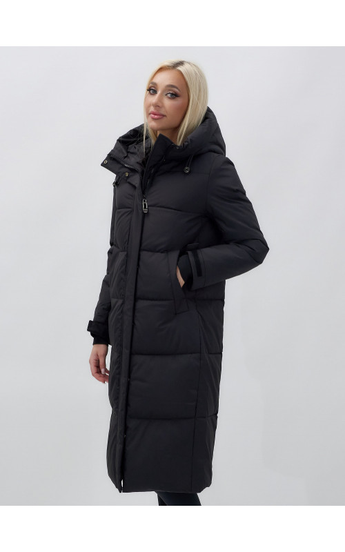 Длинный зимний пуховик для женщин с капюшоном.