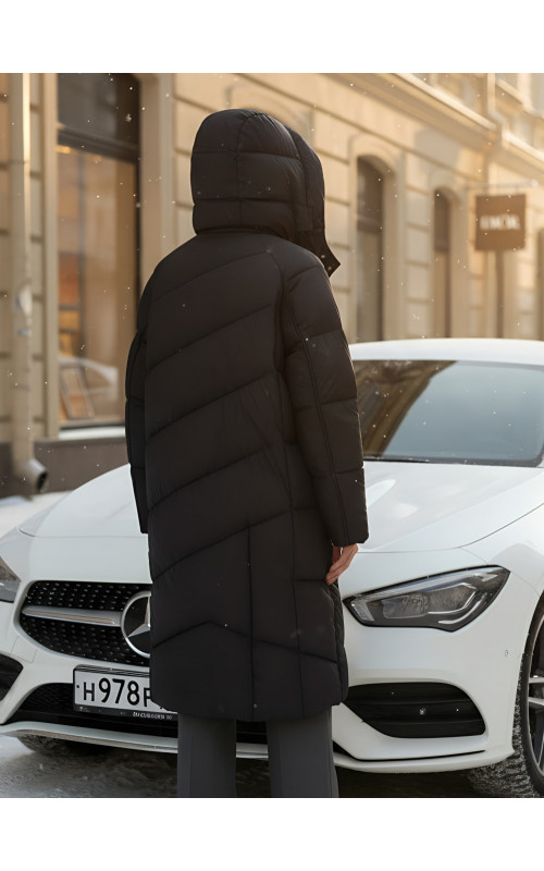 Длинный женский пуховик с капюшоном, чёрный. в Тюмени