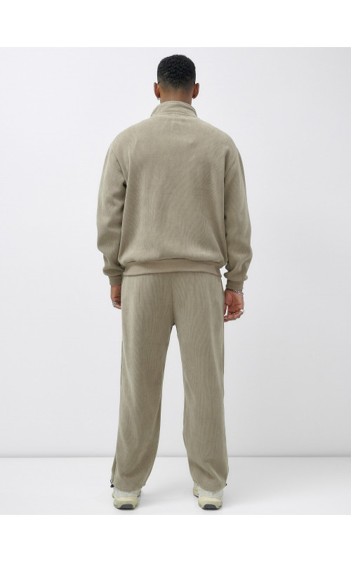 Мужской демисезонный спортивный костюм на флисе, бежевый, для спорта. в Тюмени