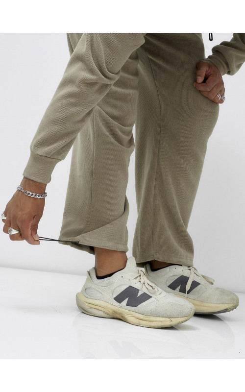 Мужской демисезонный спортивный костюм на флисе, бежевый, для спорта. в Тюмени