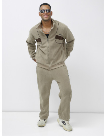 Мужской демисезонный спортивный костюм на флисе, бежевый, для спорта. в Тюмени